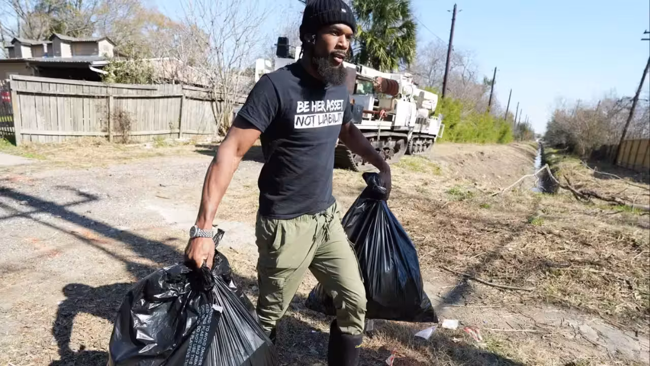 One man began clearing dumped trash alone; his daily cleanups grew into a 100-volunteer movement