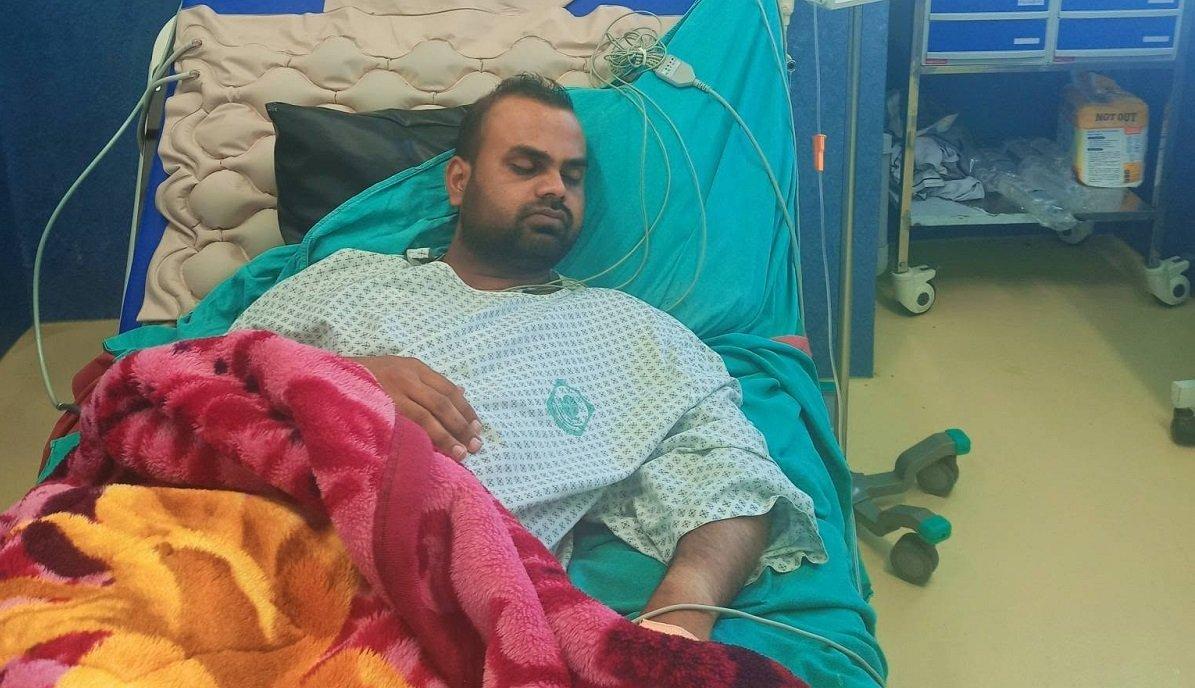 अनसनरत डिल्ली हरिजनको वीर अस्पतालको आइसीयूमा उपचार