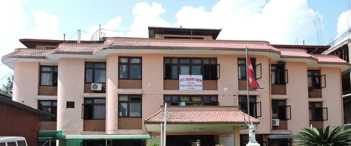 पाटन बारका तीन समूहबिच प्रतिस्पर्धा हुँदै