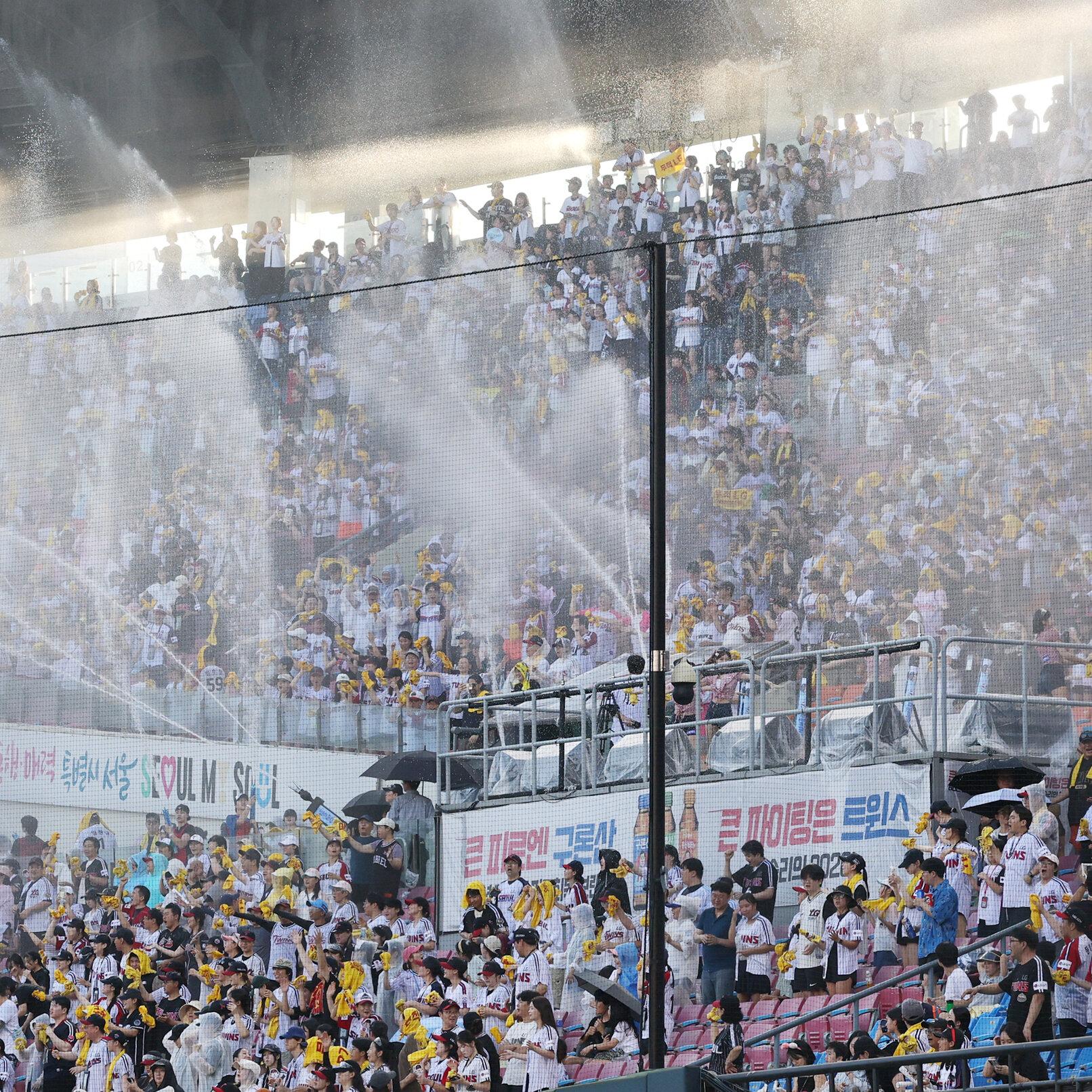 Record-Breaking Heat Wave in South Korea Leads to Canceled Baseball Games