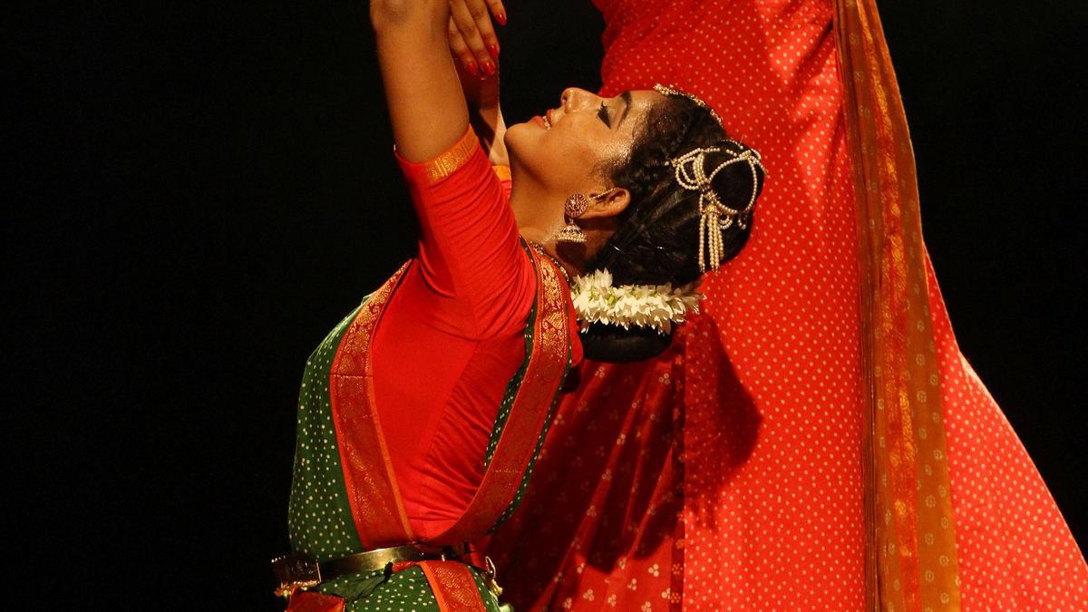National Handloom Day: How dancers are championing India’s handlooms