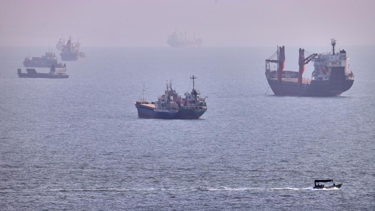 West Asia LIVE: Pakistan hopes Hormuz agreement will lead to resumption of Iran-U.S. talks